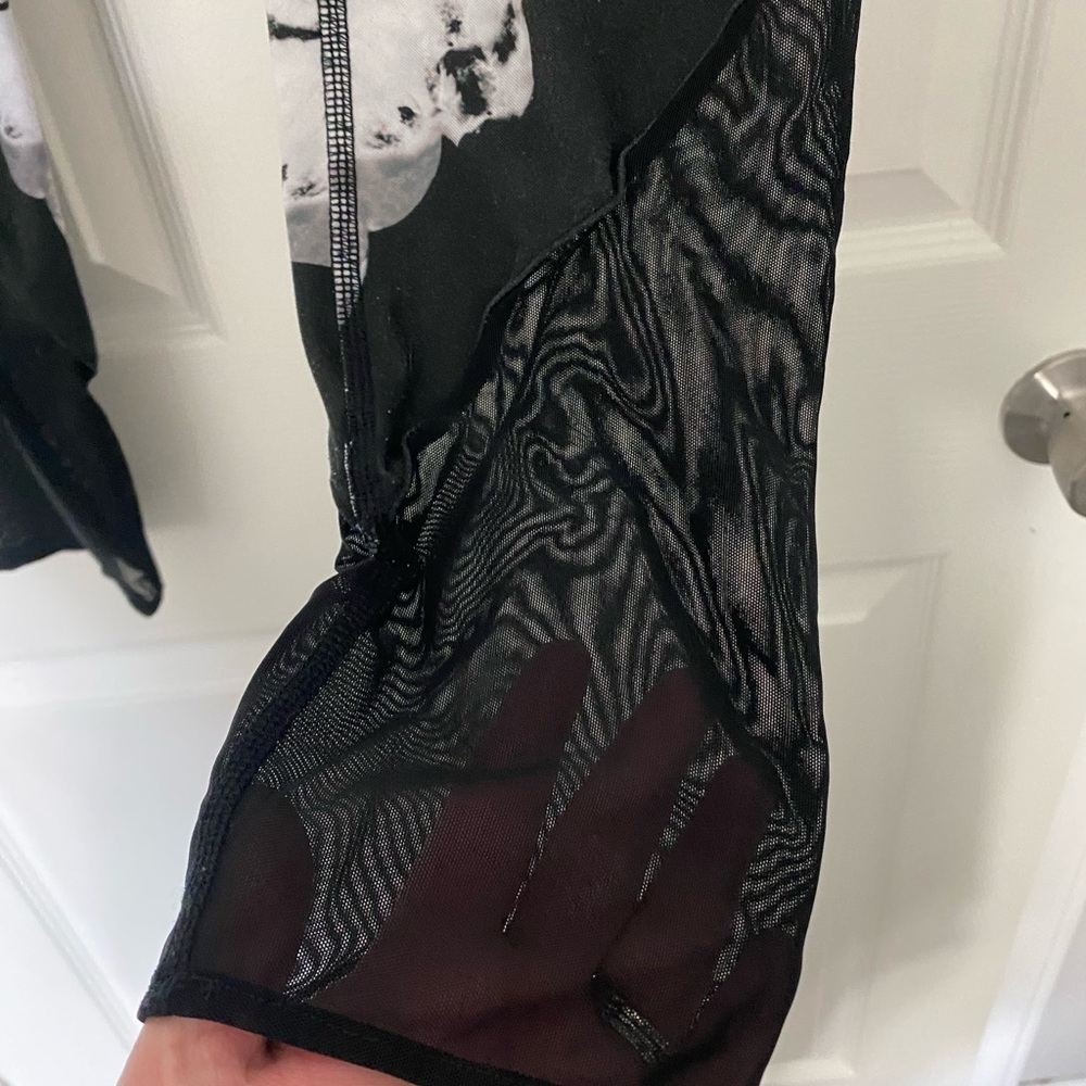 ALO Yoga Black High Waist Leggings Medium - Picture 4 of 5